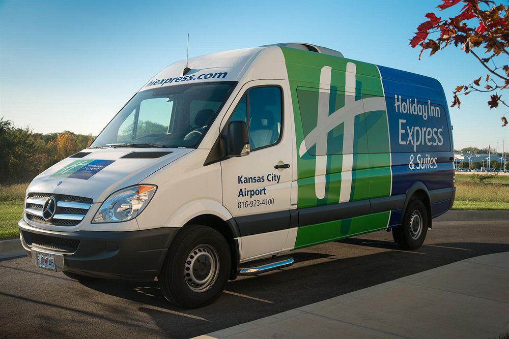 Holiday Inn Express & Suites Kansas City Airport By Ihg Bagian luar foto