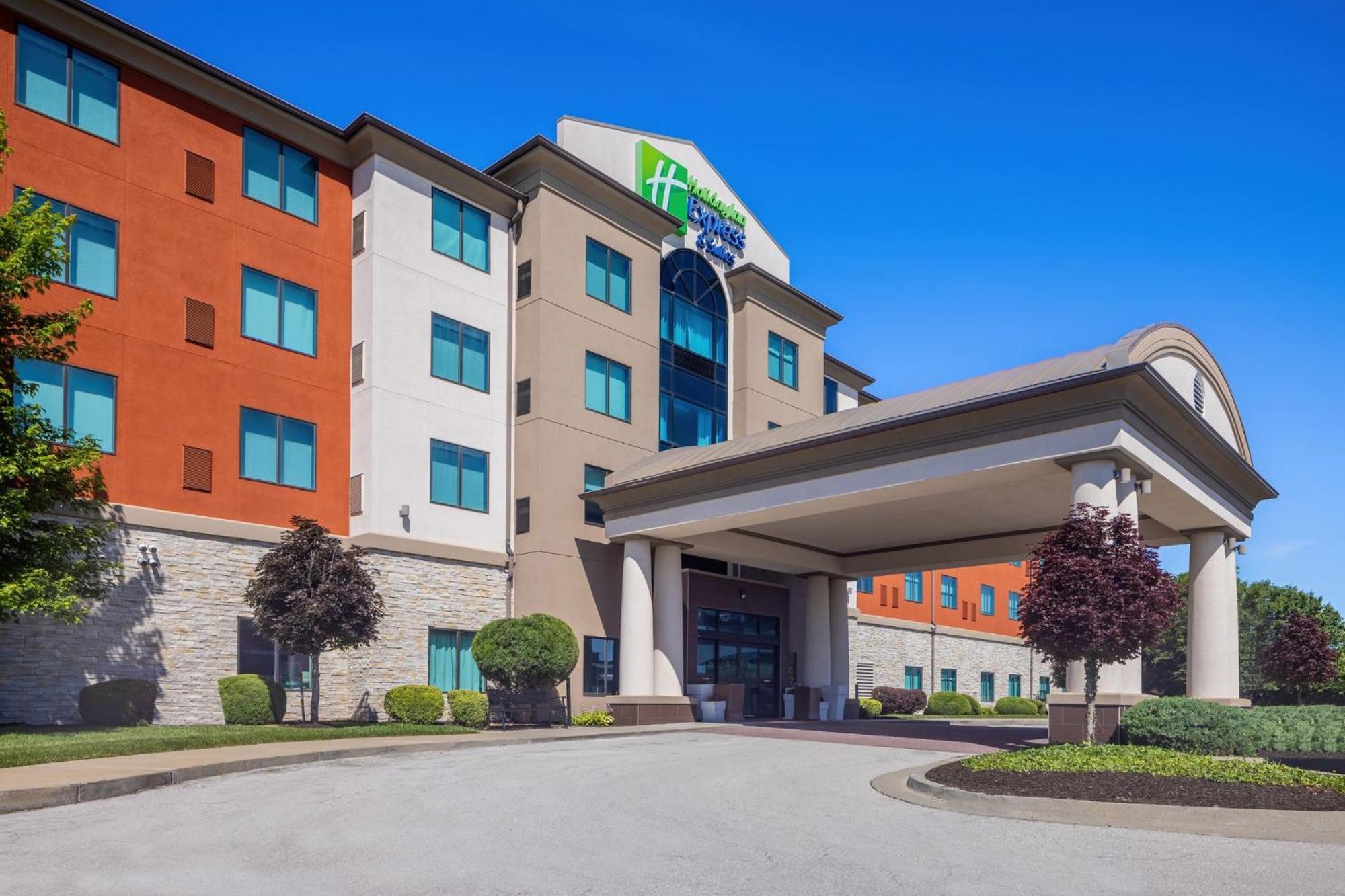 Holiday Inn Express & Suites Kansas City Airport By Ihg Bagian luar foto